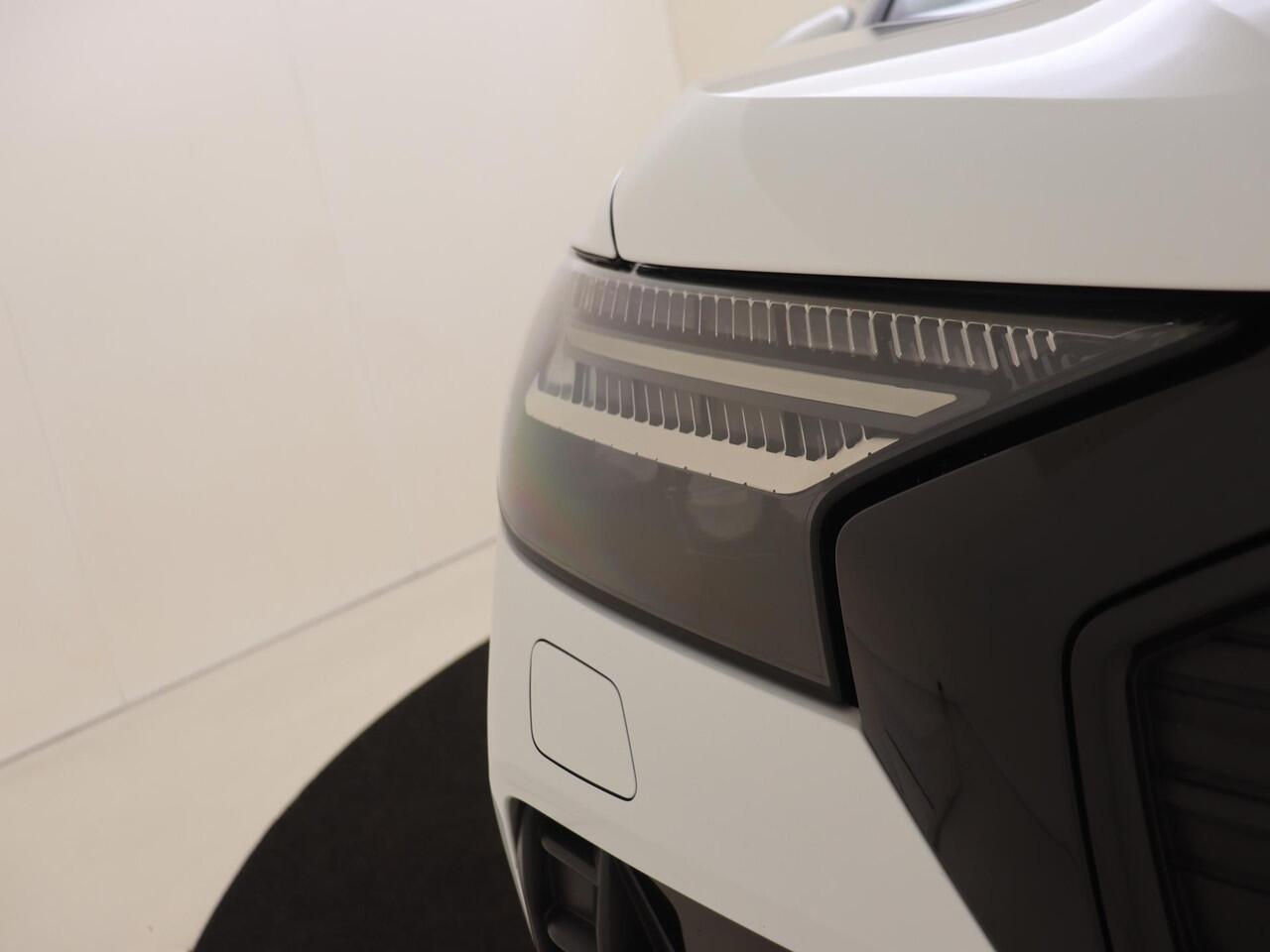 Audi Q4 Sportback e-tron 40 Advanced edition 77 kWh | SoH 96% | Trekhaak | Navigatie Plus | LED matrix verlichting | Stoelverwarming | CarPlay | Cruise control | Elektrische achterklep |