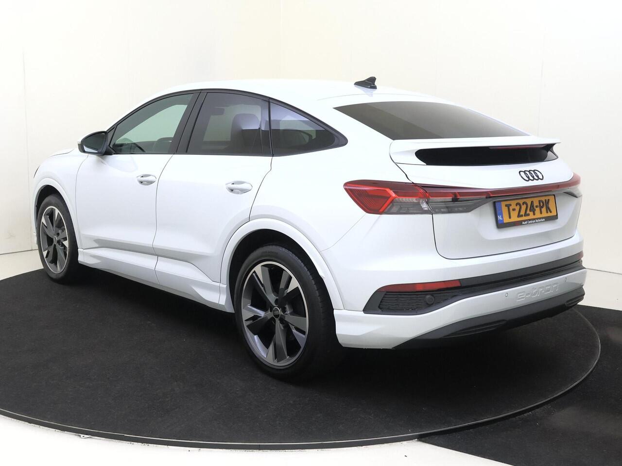 Audi Q4 Sportback e-tron 40 Advanced edition 77 kWh | SoH 96% | Trekhaak | Navigatie Plus | LED matrix verlichting | Stoelverwarming | CarPlay | Cruise control | Elektrische achterklep |