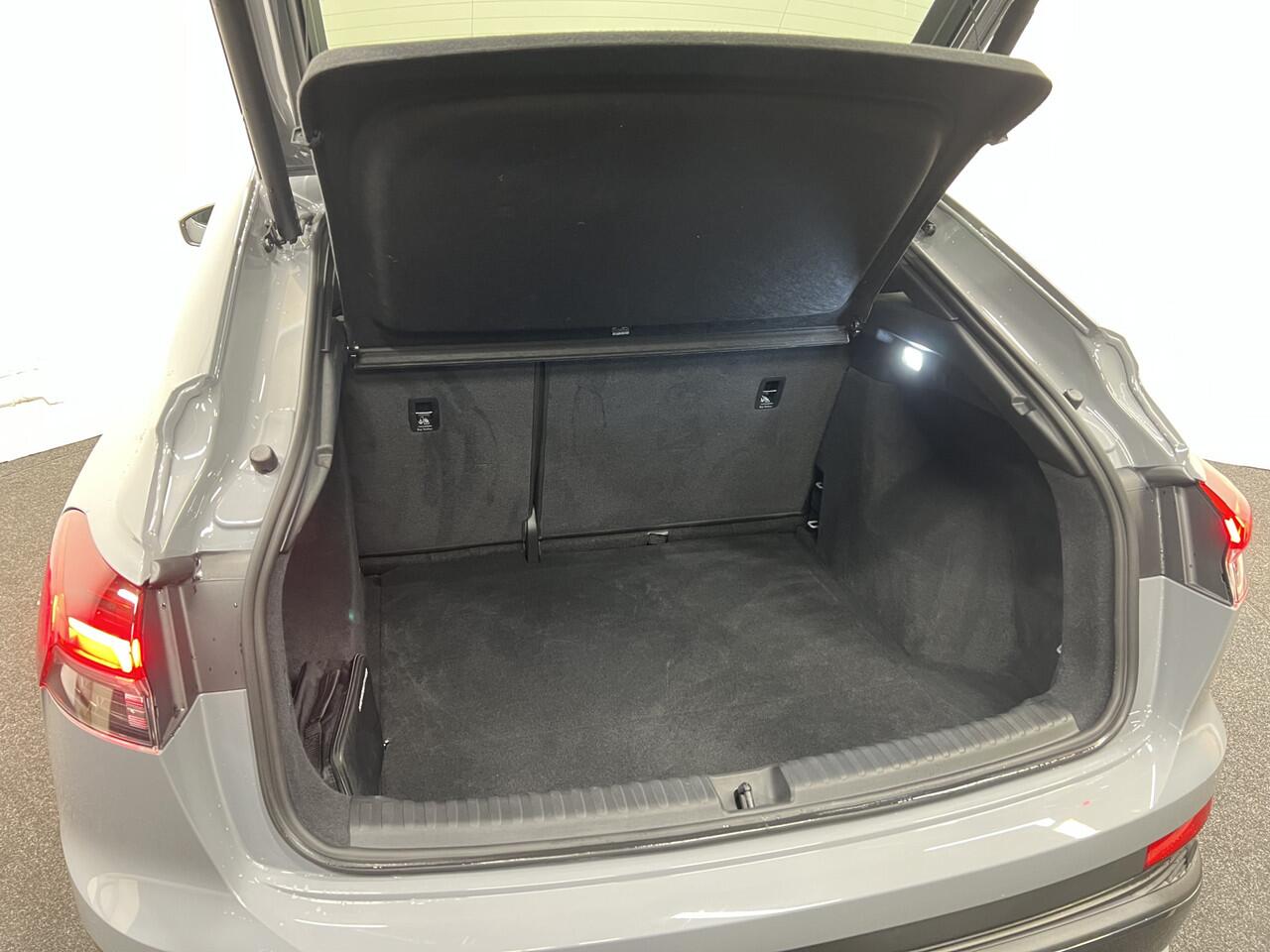 Audi Q4 Sportback e-tron 45 S Edition 82 kWh | NAVI | TREKHAAK | ACC | STOELVERWARMING |