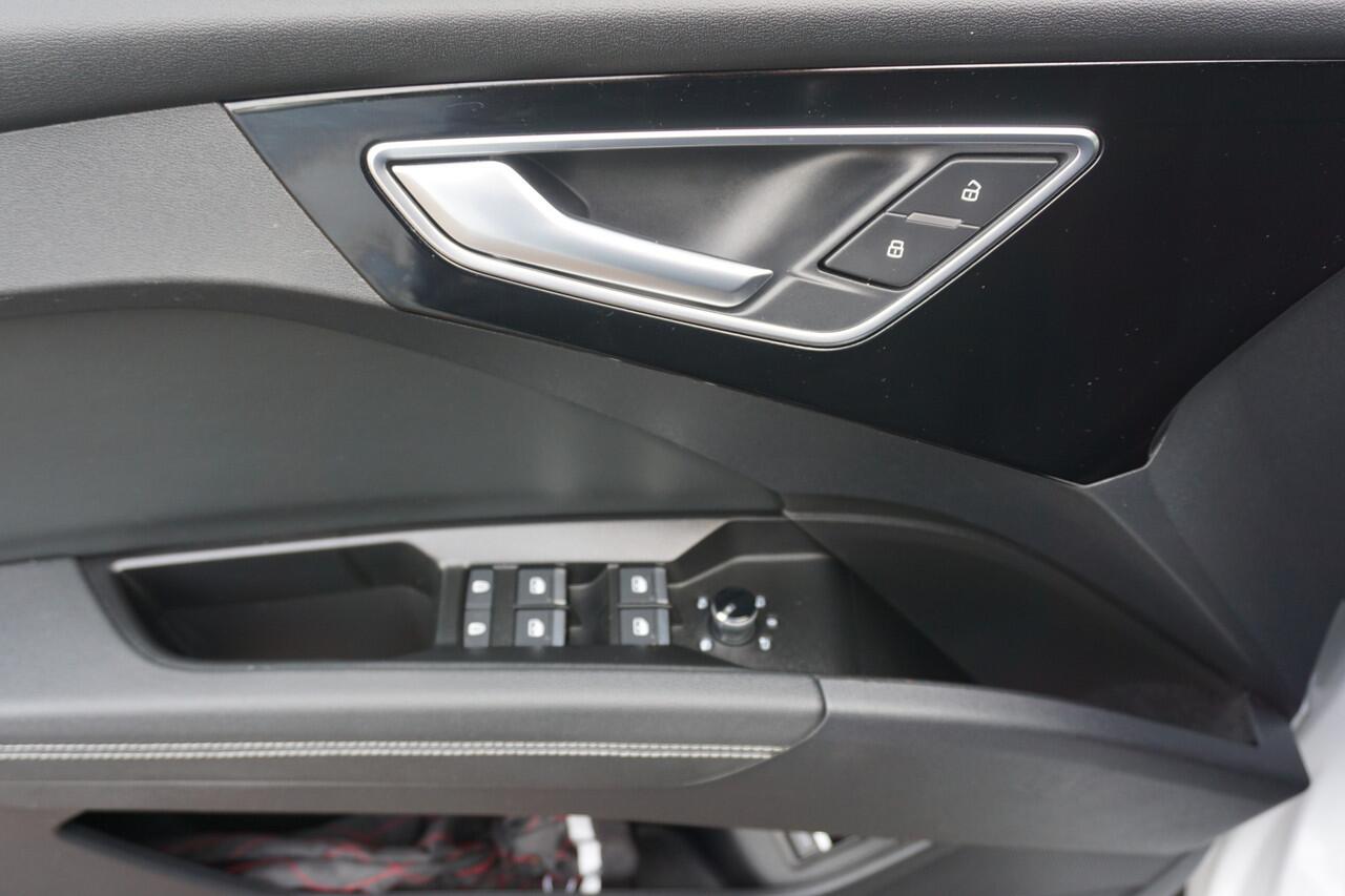 Audi Q4 Sportback e-tron 40 edition 77 kWh Trekhaak | Leer | Stoelverw. *All in prijs*