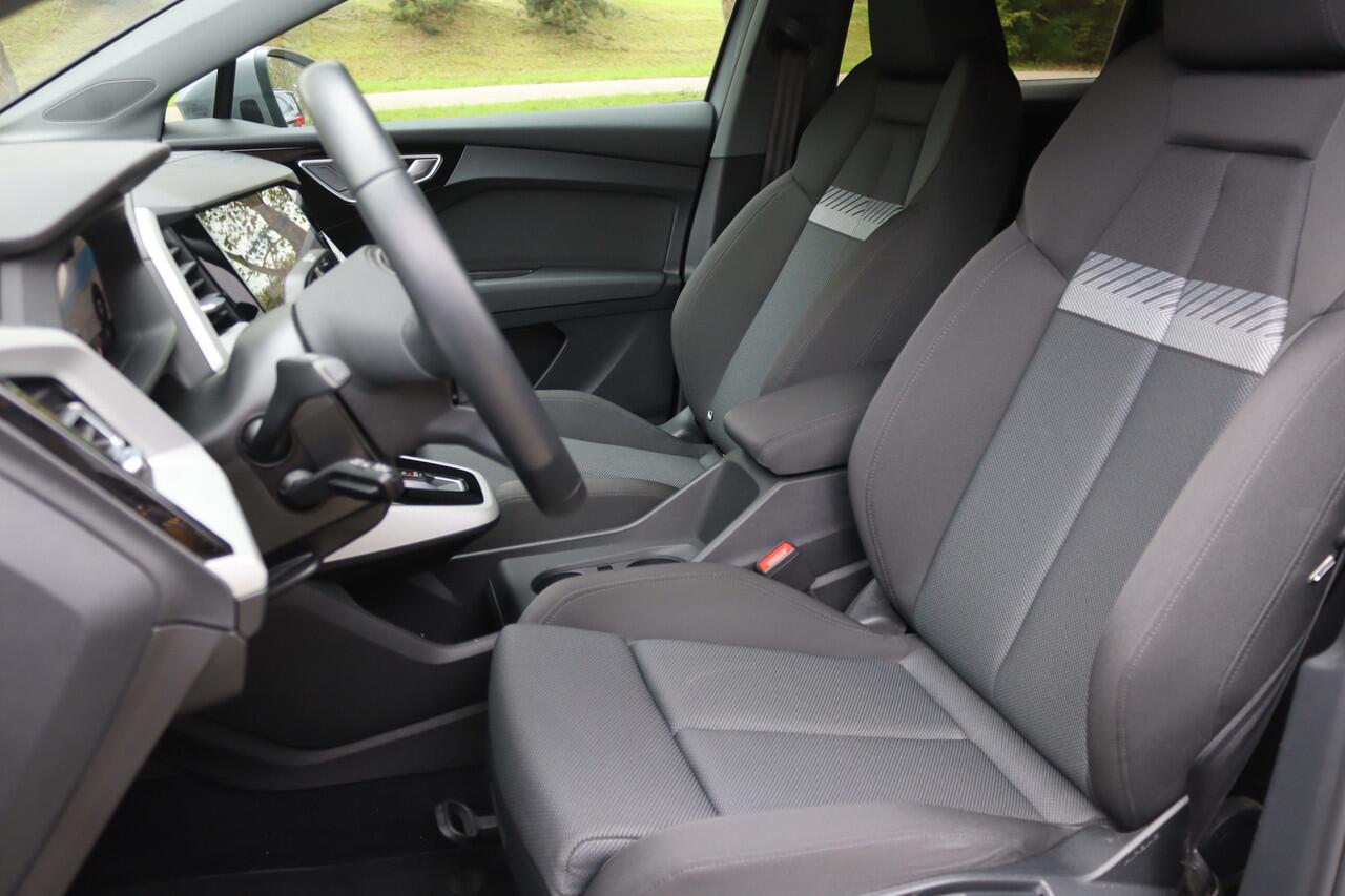 Audi Q4 Sportback e-tron 50 quattro S edition 77 kWh Optiek Zwart S-Line/Matrix LED/Camera/Navi Plus/ACC/Elek. klep/20"