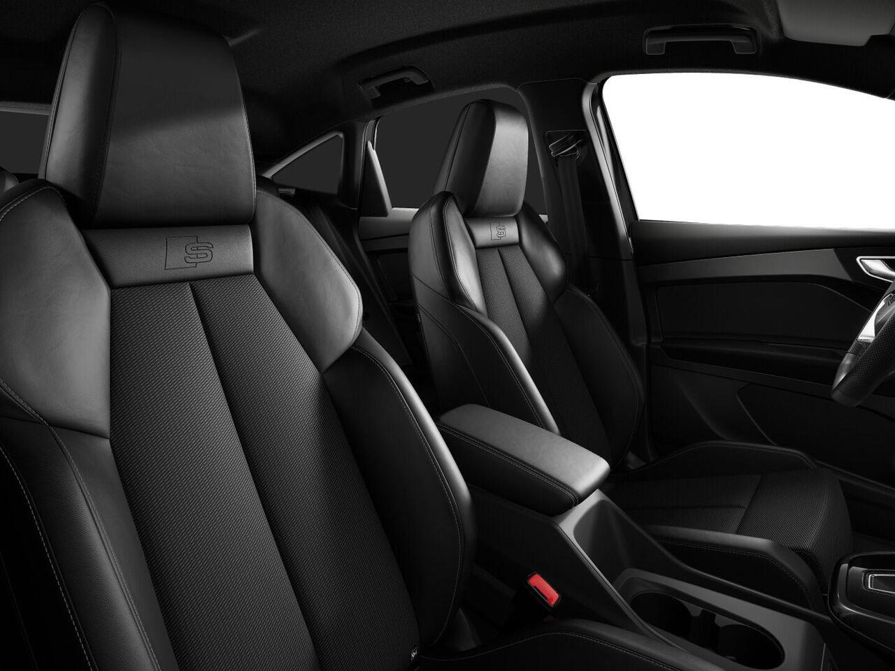 Audi Q4 Sportback e-tron 45 S edition Competition 82 kWh 286 pk | Assistentiepakket plus | Comfortpakket | Ambient lichtpakket | Stoelverwarming voor |