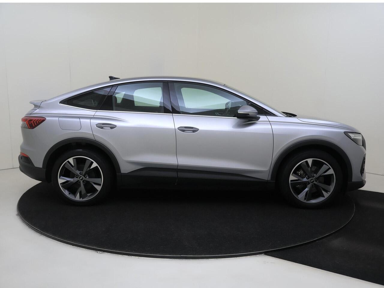 Audi Q4 Sportback e-tron 35 Advanced edition 55 kWh | Head-up display | Achteruitrijcamera | Adaptieve cruise control | Navigatie Plus | Keyless | Elektrische achterklep | CarPlay |