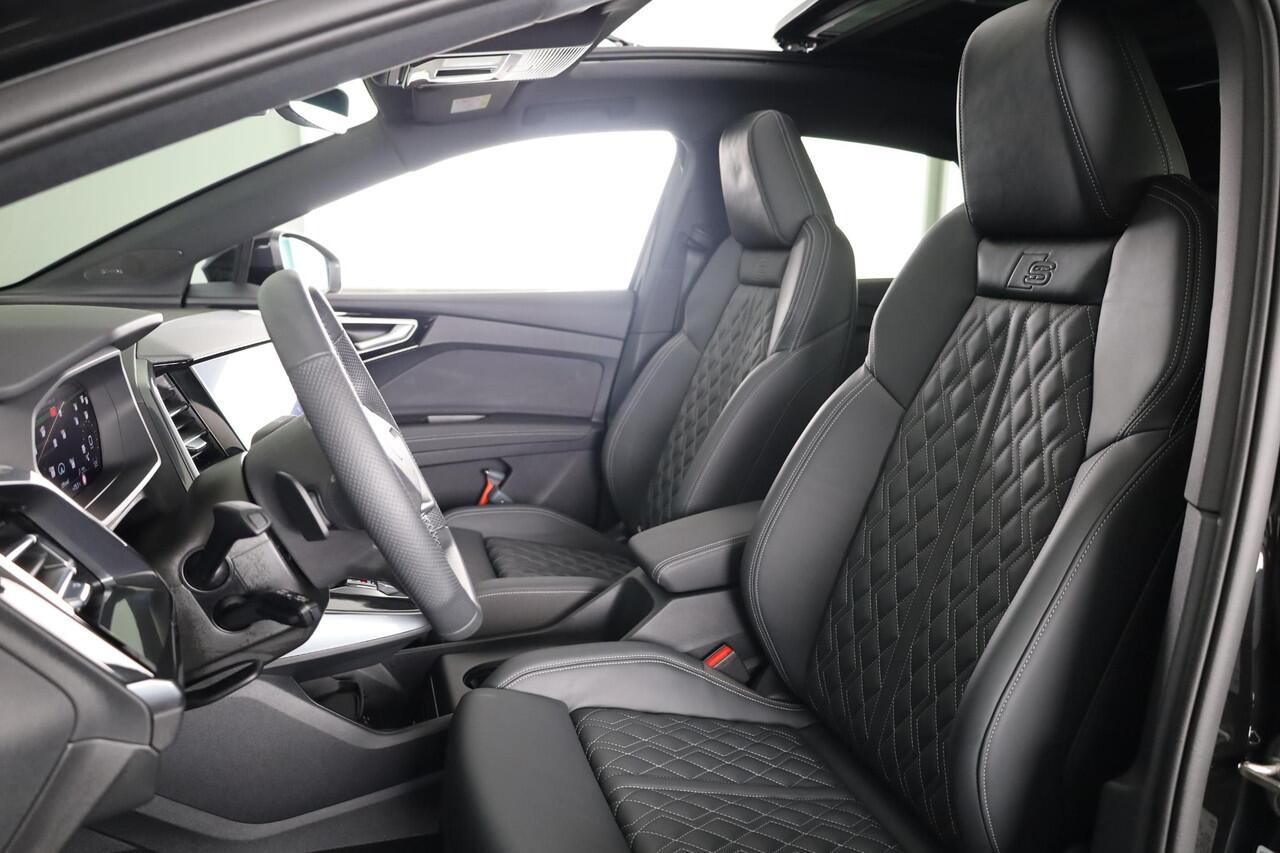 Audi Q4 Sportback e-tron 45 quattro S Edition 82 kWh 286pk | Panoramadak | lederen bekleding | SONOS premium Audio | Parkeercamera|