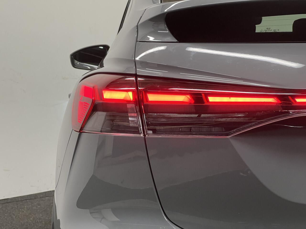 Audi Q4 Sportback e-tron 45 S Edition 82 kWh | NAVI | TREKHAAK | ACC | STOELVERWARMING |