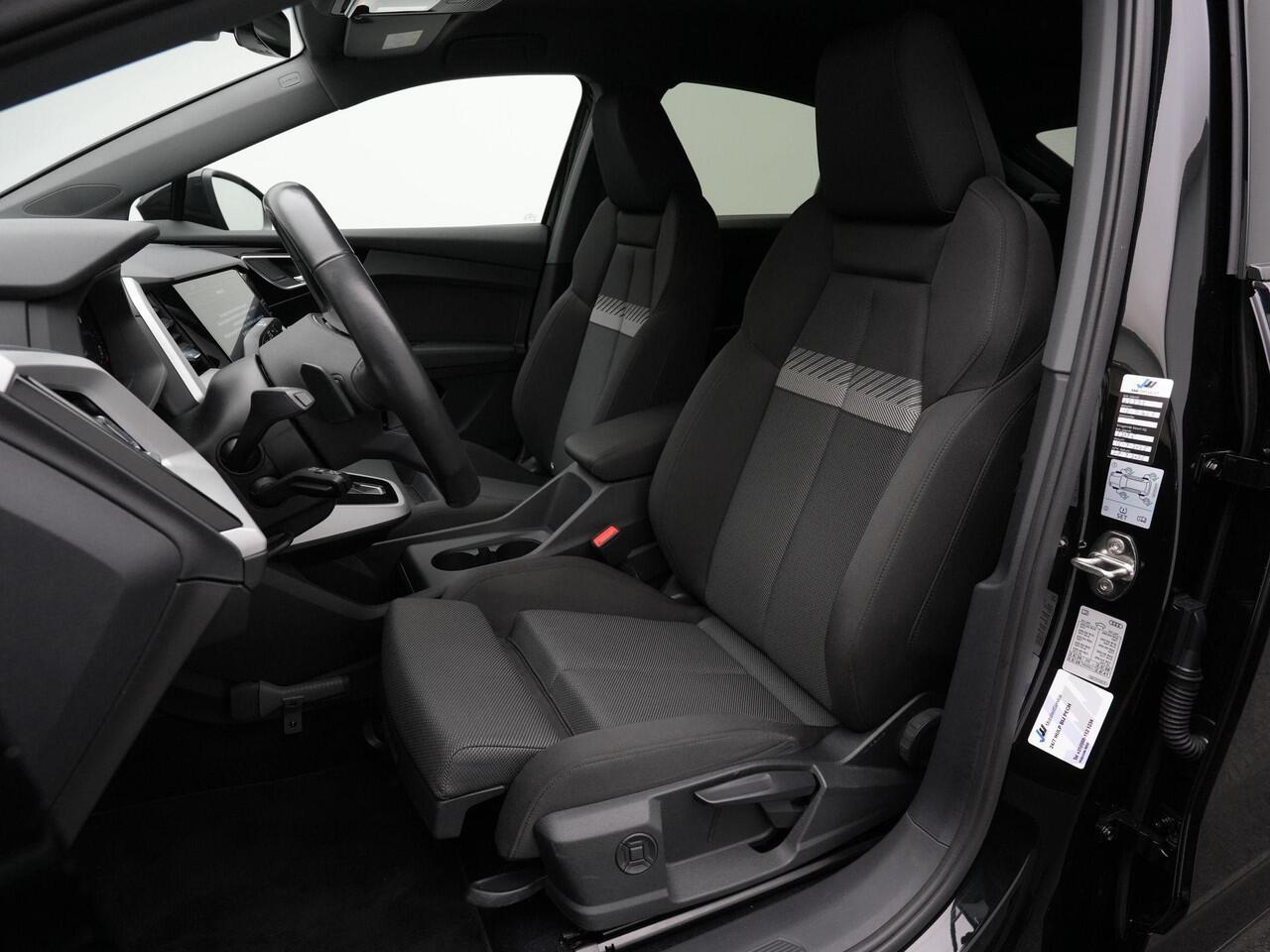 Audi Q4 Sportback e-tron 35 S-Line 55 kWh 170 pk | Matrix LED | Navigatie | Achteruitrijcamera | Stoelverwarming | Adaptive Cruise