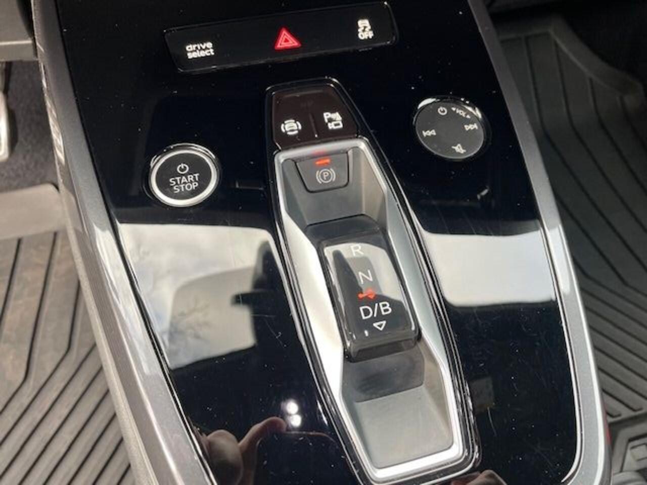 Audi Q4 Sportback e-tron 40 Launch S Edition Competition 77 kWh 78.000km Airco/ECC,S-Line,Virtueel Cockpit INCL. BTW