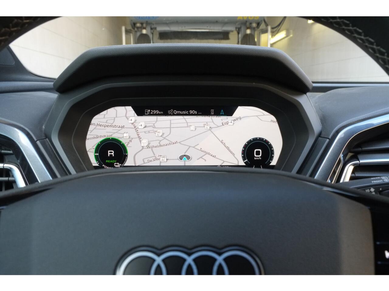 Audi Q4 40 Advanced edition 77 kWh ACC, Head-up, Achteruitrijcamera