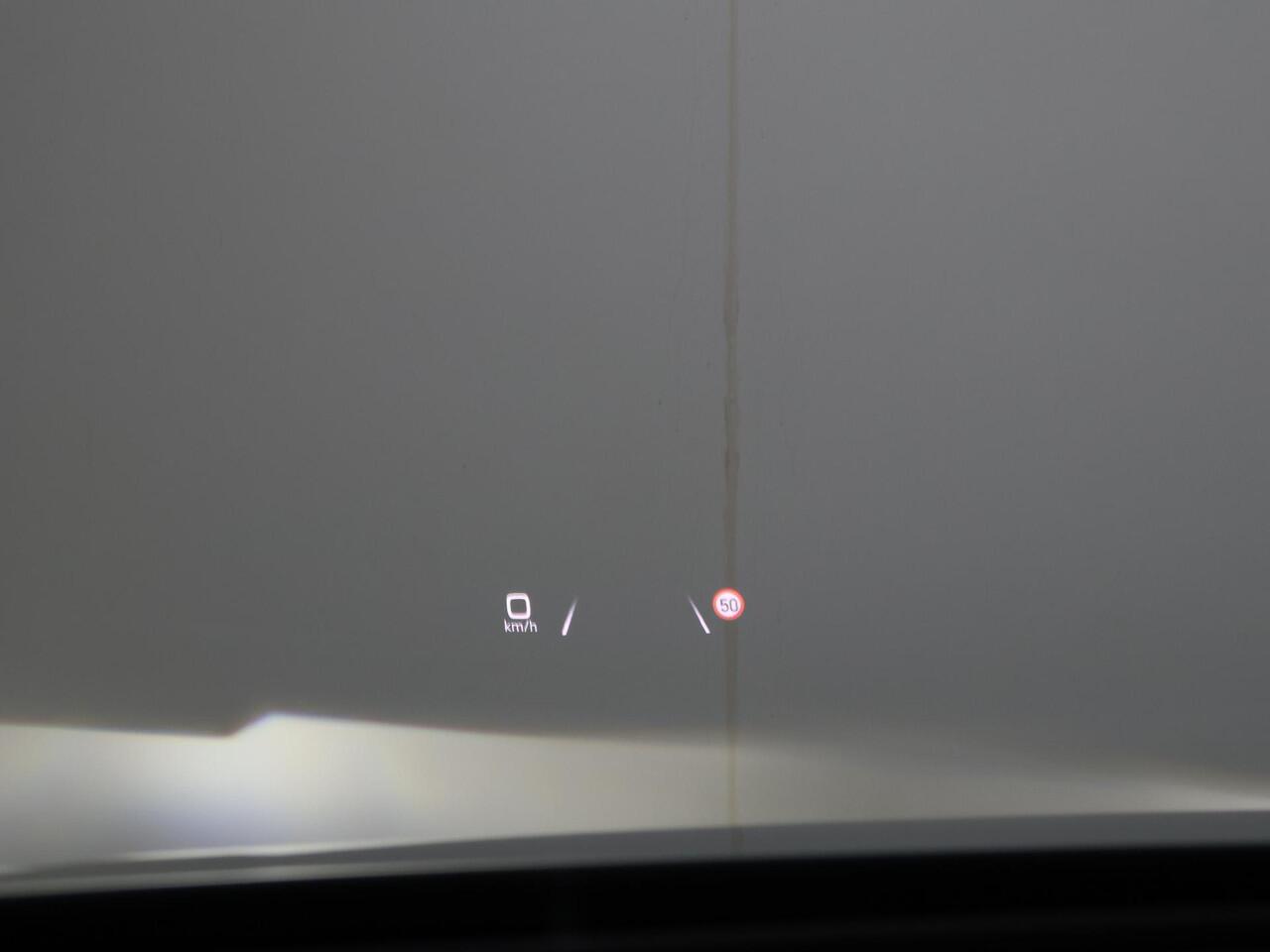 Audi Q4 e-tron 45 quattro S Edition 82 kWh | 286 PK | SoH 99% | Trekhaak | Elek. achterklep | Matrix LED koplampen | 21" LM velgen | Head-up Display |