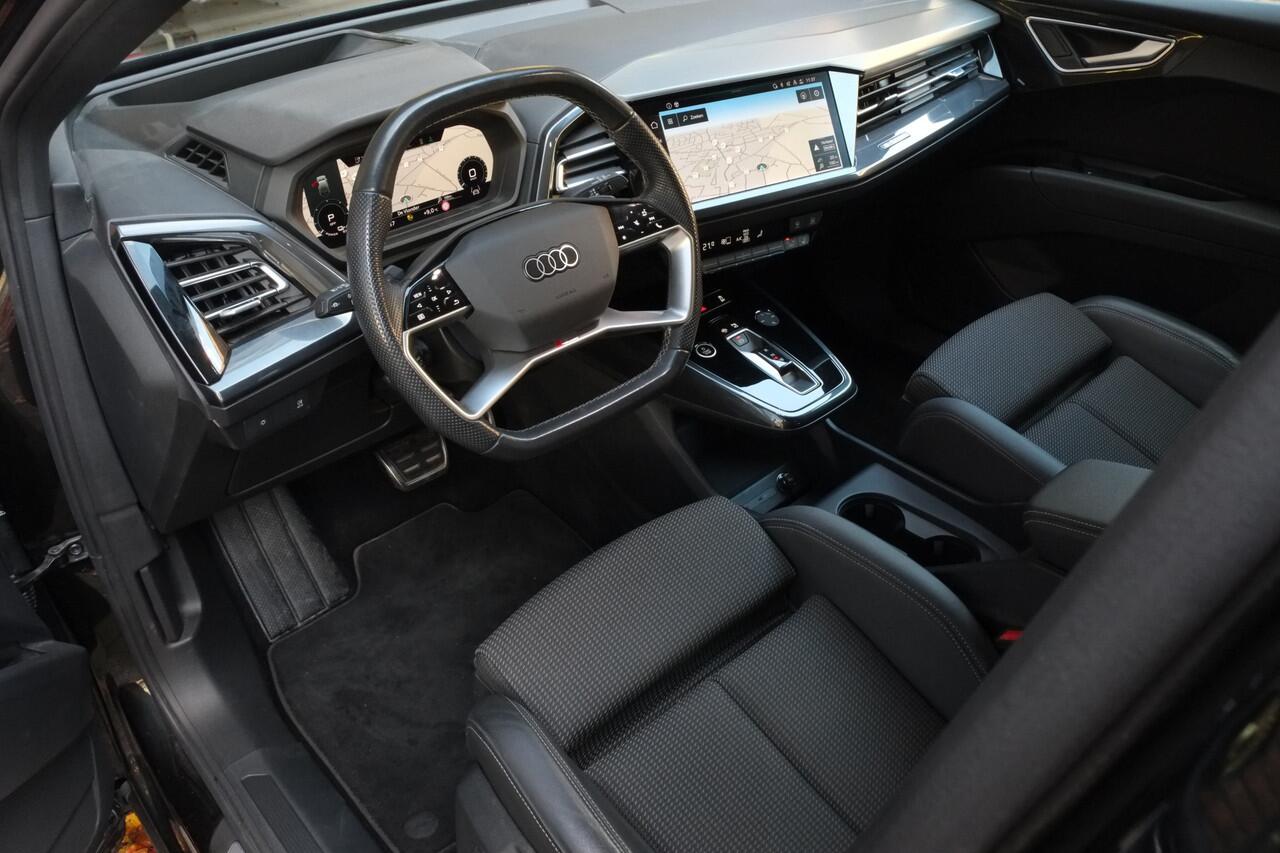 Audi Q4 e-tron 40 Advanced edition 77 kWh ACC, Head-up, Achteruitrijcamera