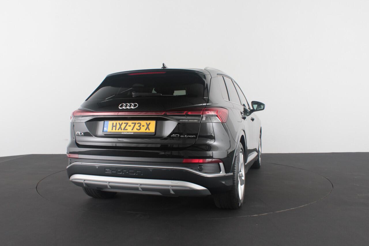 Audi Q4 e-tron 40 82 kWh S line > Camera/ Adaptief Cruise control/Stoelverwarming...