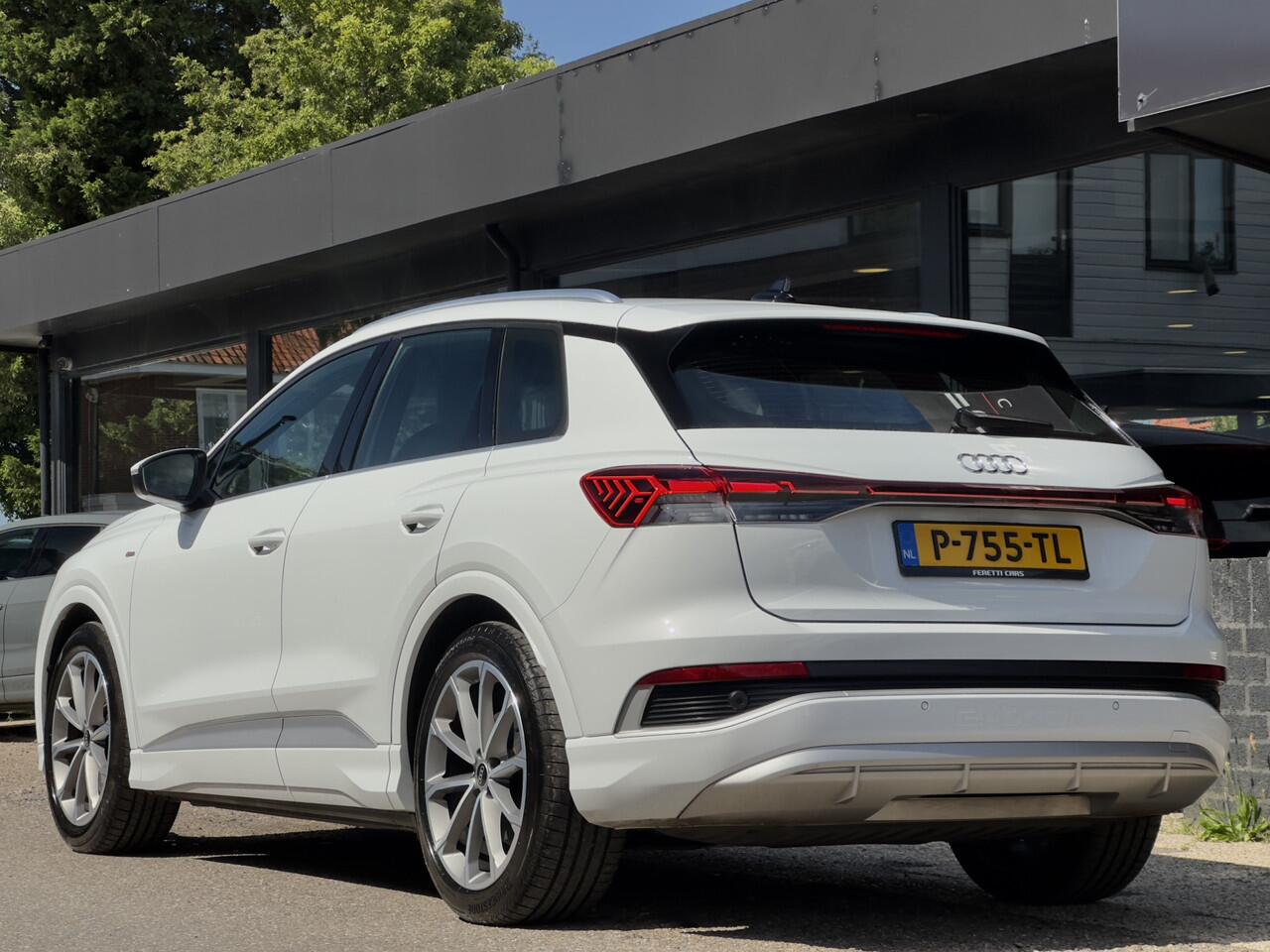 Audi Q4 e-tron 40 ACTIE! BETAAL NU 50% 14950 DE REST IN 2JR RENTEVRIJ FINANCIEREN