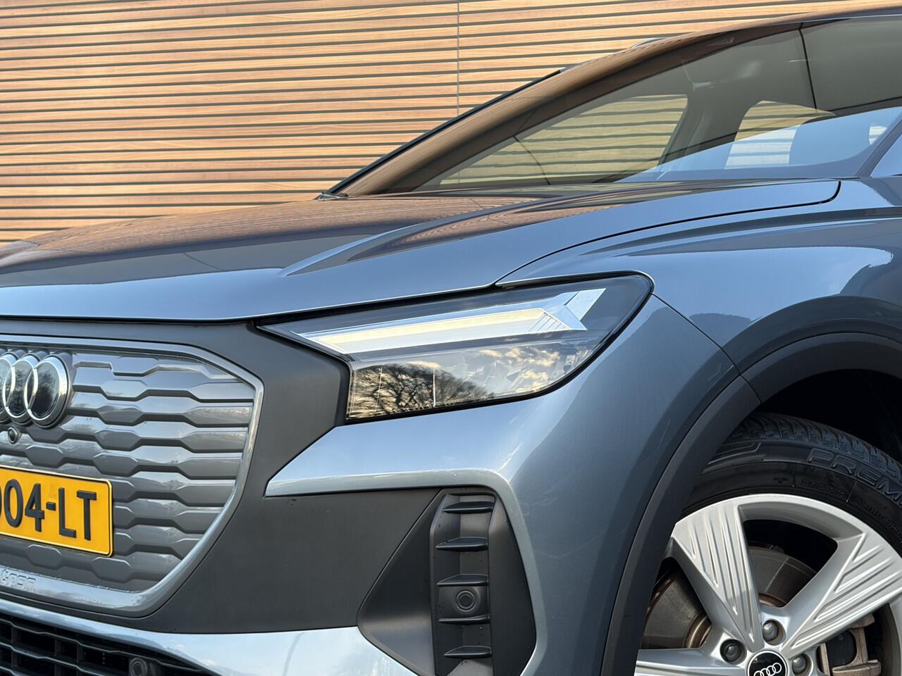 Audi Q4 e-tron 35 Launch edition 55 kWh Carplay / SOH 92% / Cruise / Stoelverwarming / Virtual