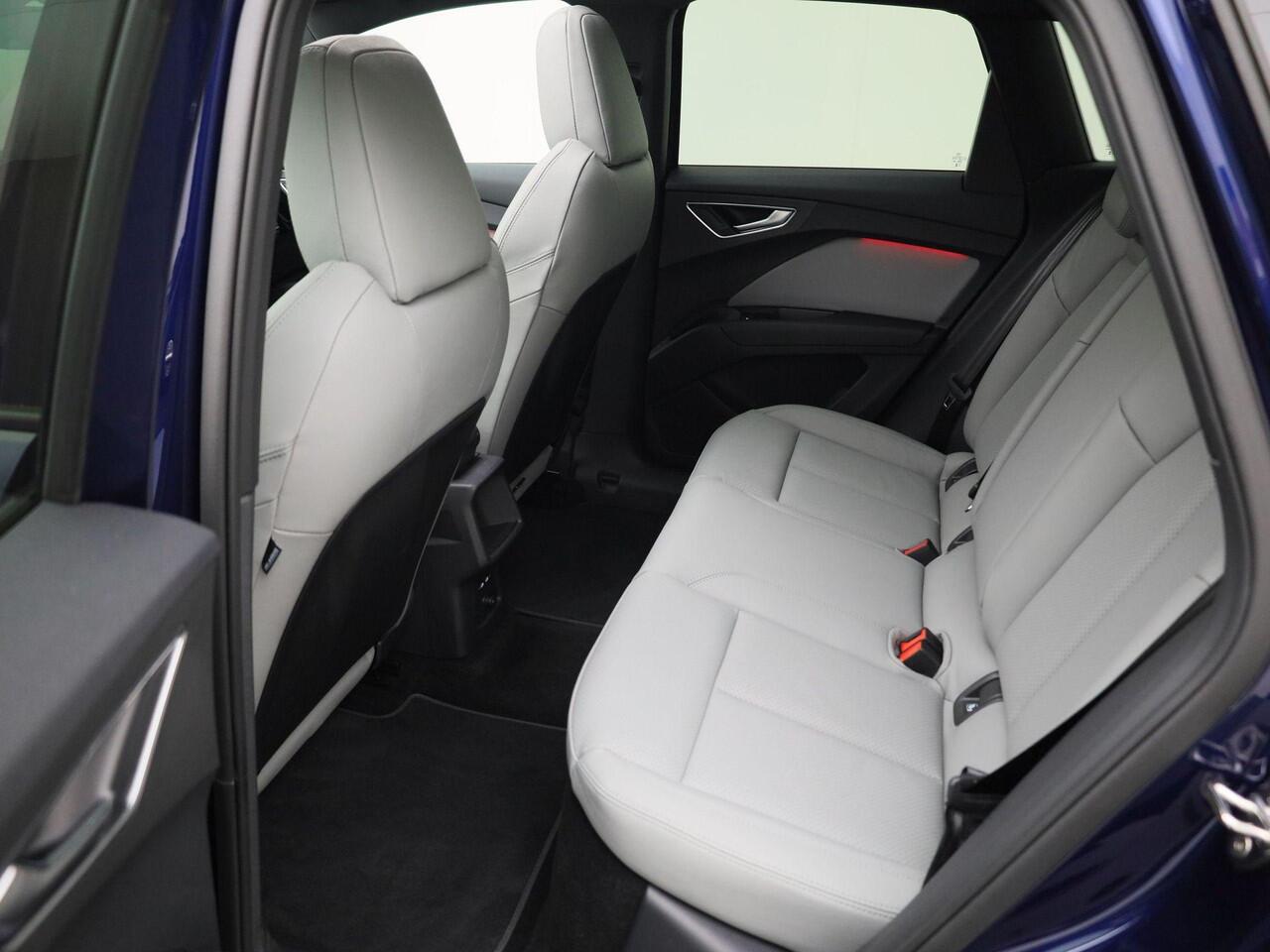 Audi Q4 e-tron 45 S Edition 286 PK Panoramadak - Comfortpakket plus - Lichtpakket plus