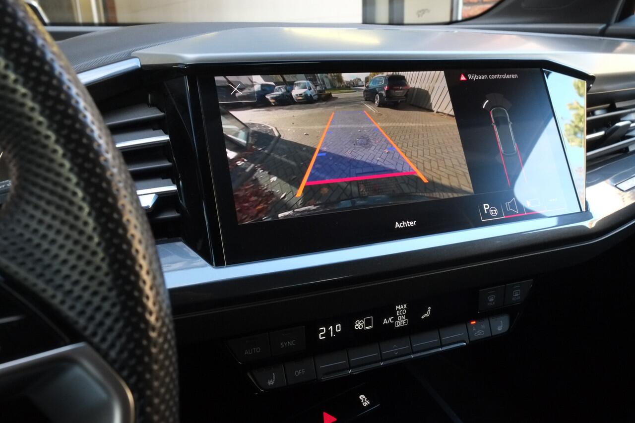 Audi Q4 e-tron 40 Advanced edition 77 kWh ACC, Head-up, Achteruitrijcamera