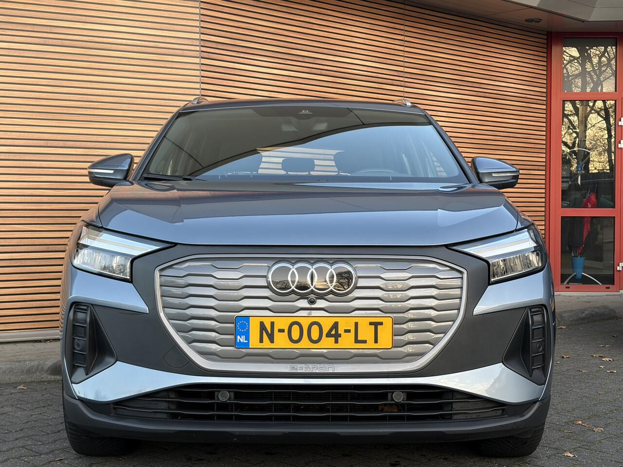 Audi Q4 e-tron 35 Launch edition 55 kWh Carplay / SOH 92% / Cruise / Stoelverwarming / Virtual