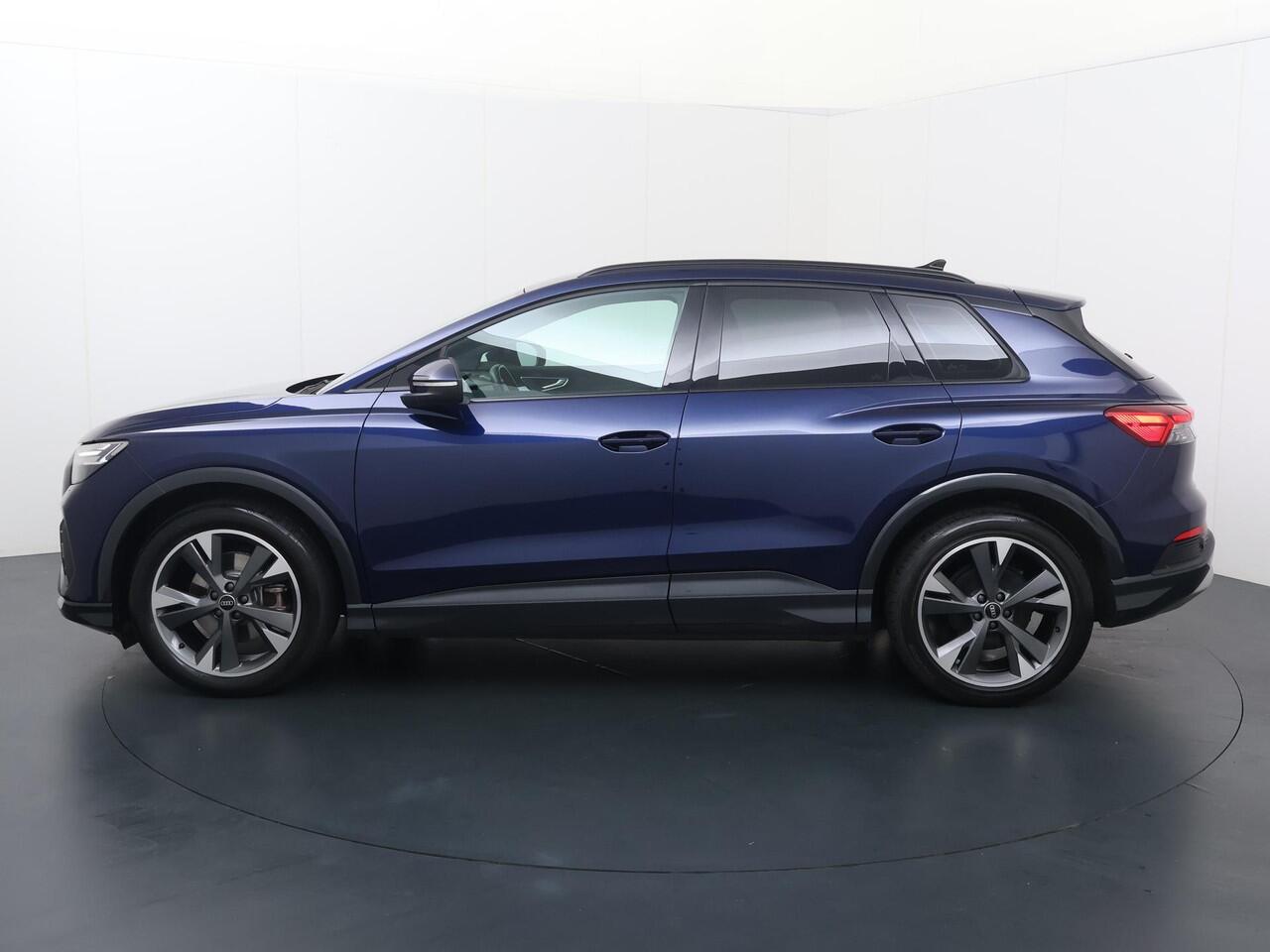 Audi Q4 e-tron 35 Launch edition Advanced 55 kWh | 170 PK | SoH 91% | Automaat | Multifunctioneel stuurwiel | Stoelverwarming | Achteruitrij camera |