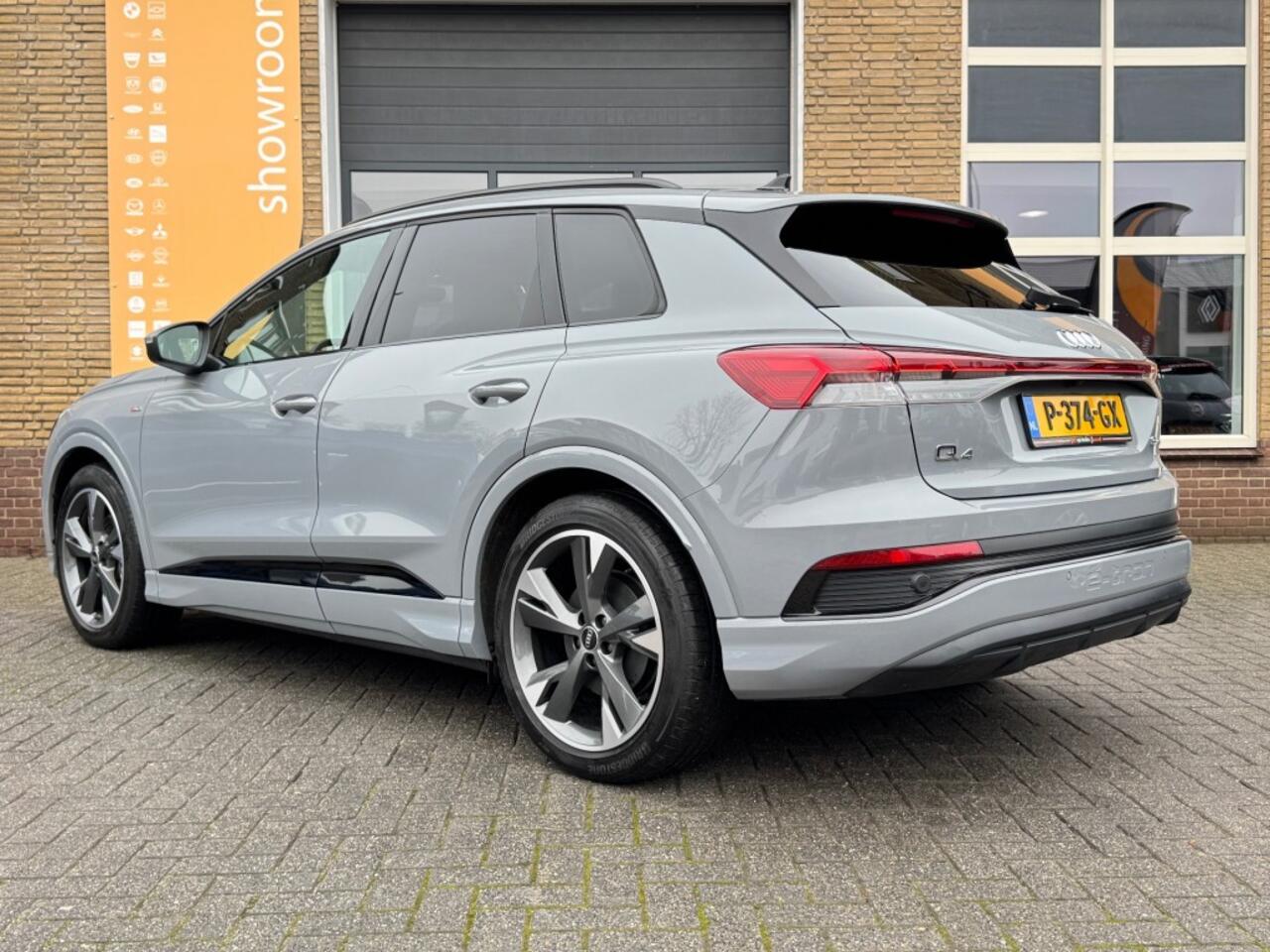 Audi Q4 e-tron 35 LAUNCH EDITION S COMPETITION 55 KWh NL-AUTO/16.000 KM!