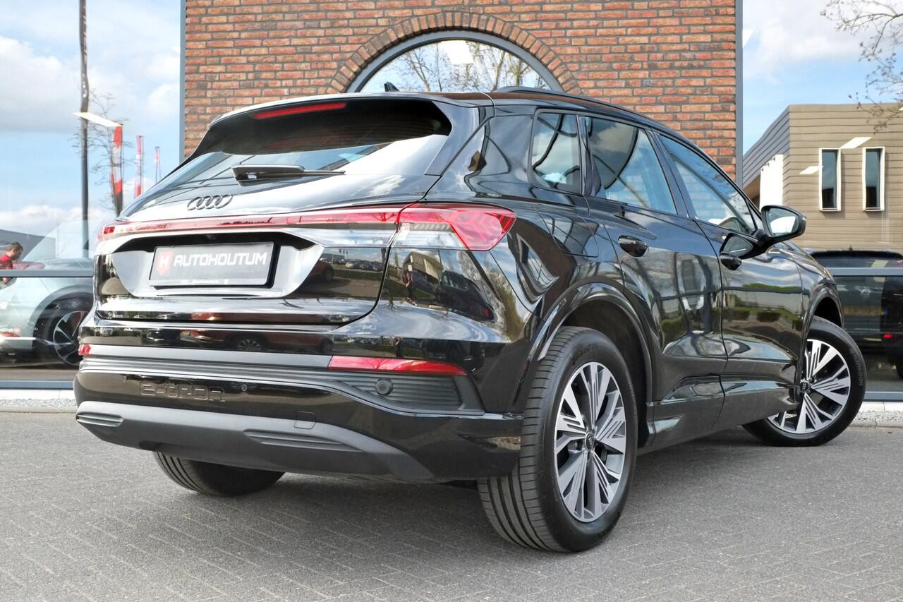 Audi Q4 e-tron 45 Edition 82 kWh Panoramadak, Leder, Achteruitrijcamera, ACC