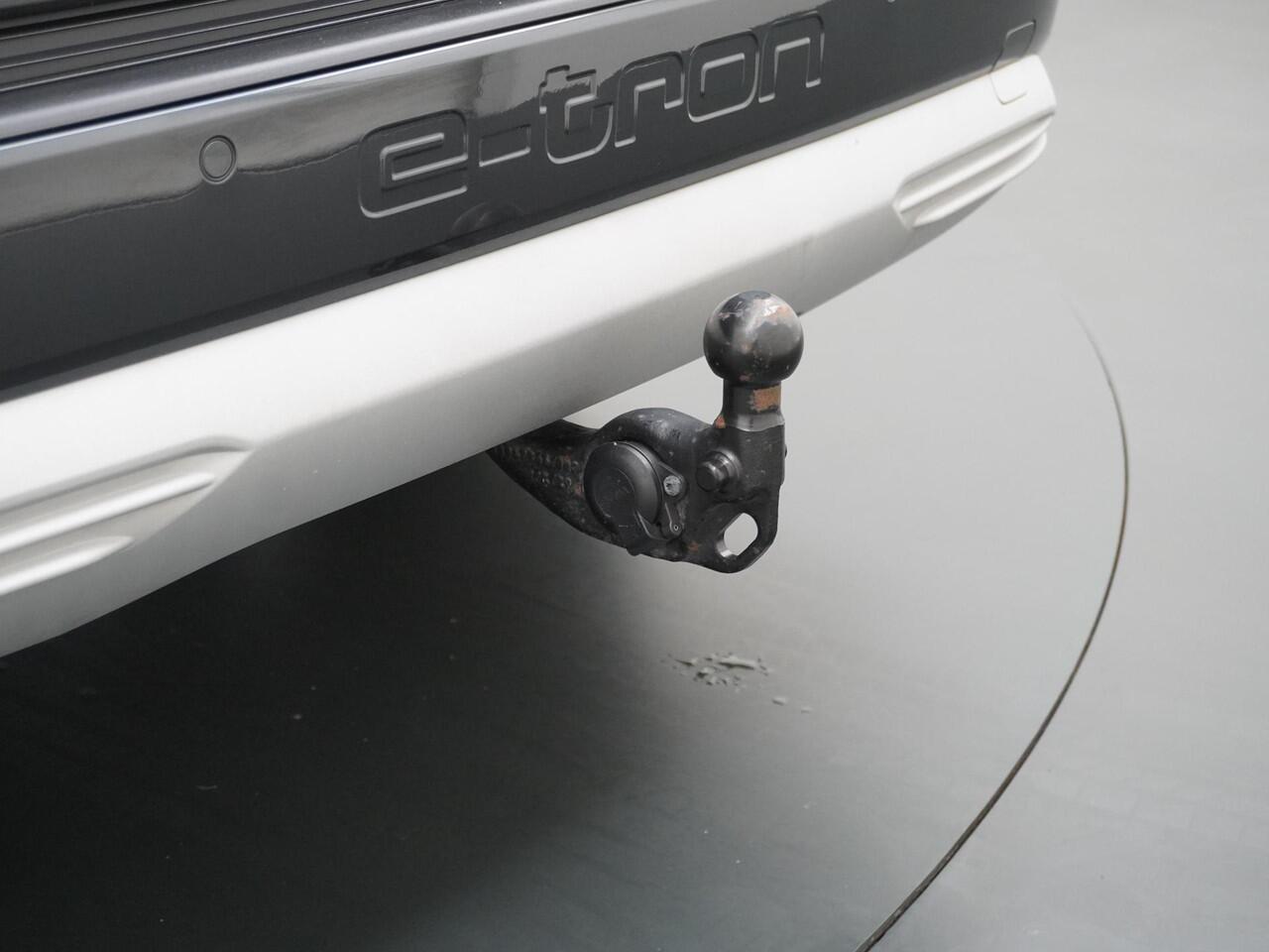 Audi Q4 e-tron 50 quattro Advanced edition 77 kWh MEMORY SEAT | ELEK. TREKHAAK | LEDER | RIJKLAARPRIJS incl. 12mnd BOVAG