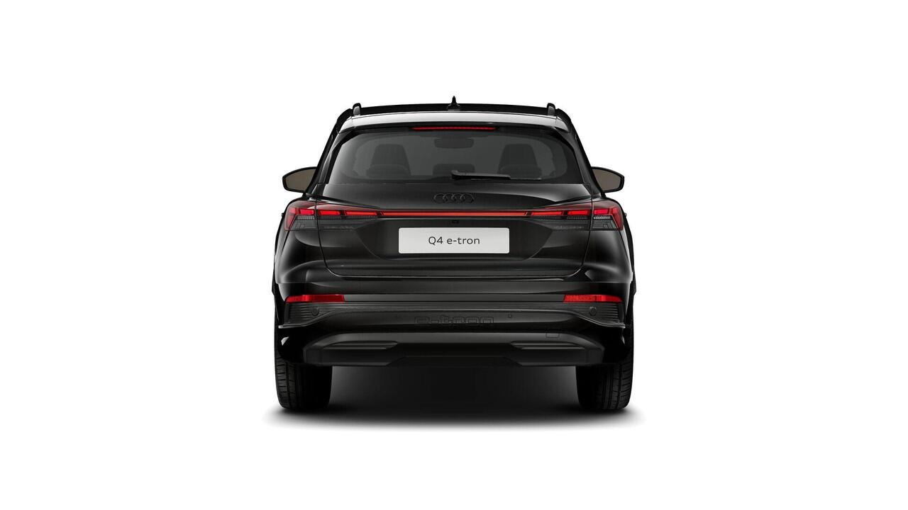 Audi Q4 e-tron 40 Advanced edition 63 kWh 204pk | Achteruitrijcamera | Assistentiepakket plus | Optiekpakket zwart plus | Privacy glas | Adaptive cruise control |