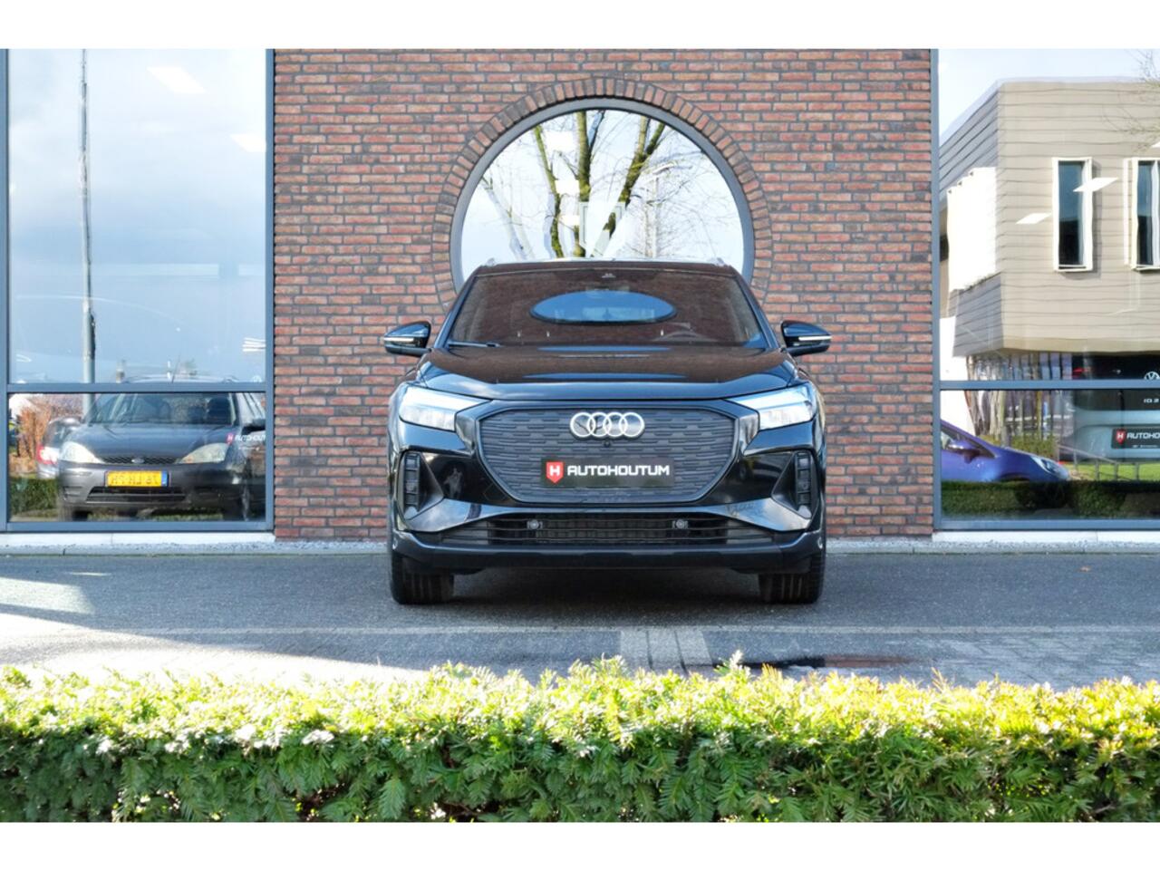 Audi Q4 e-tron 45 quattro 82kWh 266pk Trekhaak, Leder, Sportstoelen, Achteruitr