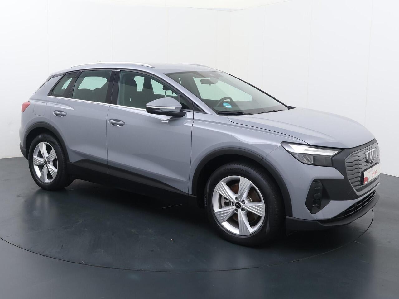 Audi Q4 e-tron 40 Edition 77 kWh | 204 PK | Gratis onderhoud t/m 28 apr. 2030 | SoH 95% | Adaptieve Cruise Control | Climate Control | Voorstoelen Verwarmd | Sonos Premium Sound |