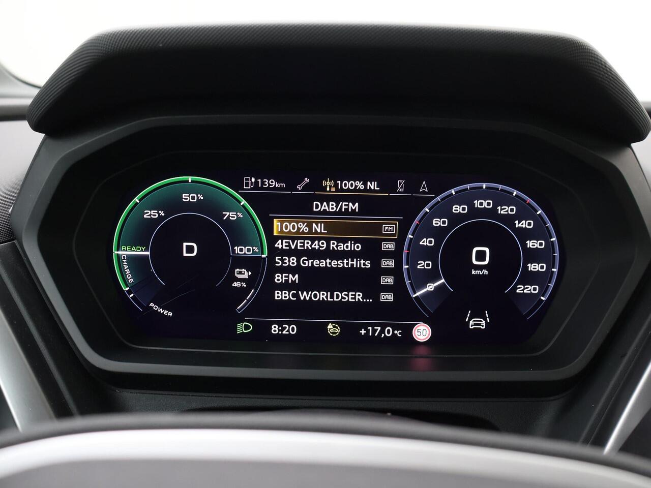 Audi Q4 e-tron 35 Launch edition Advanced Plus 55 kWh | 170 PK | SoH 90% | Multifunctioneel stuurwiel | Stoelverwarming | Achteruitrij camera |