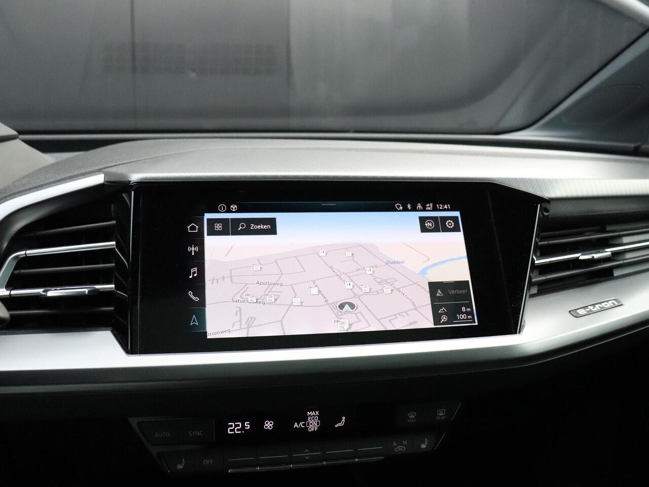 Audi Q4 e-tron 35 Launch edition Advanced Plus 55 kWh | S-LINE | SOH 92% | PANODAK | WARMTEPOMP | CAMERA | APPLE CARPLAY | STOELVERW. | NIEUWSTAAT |