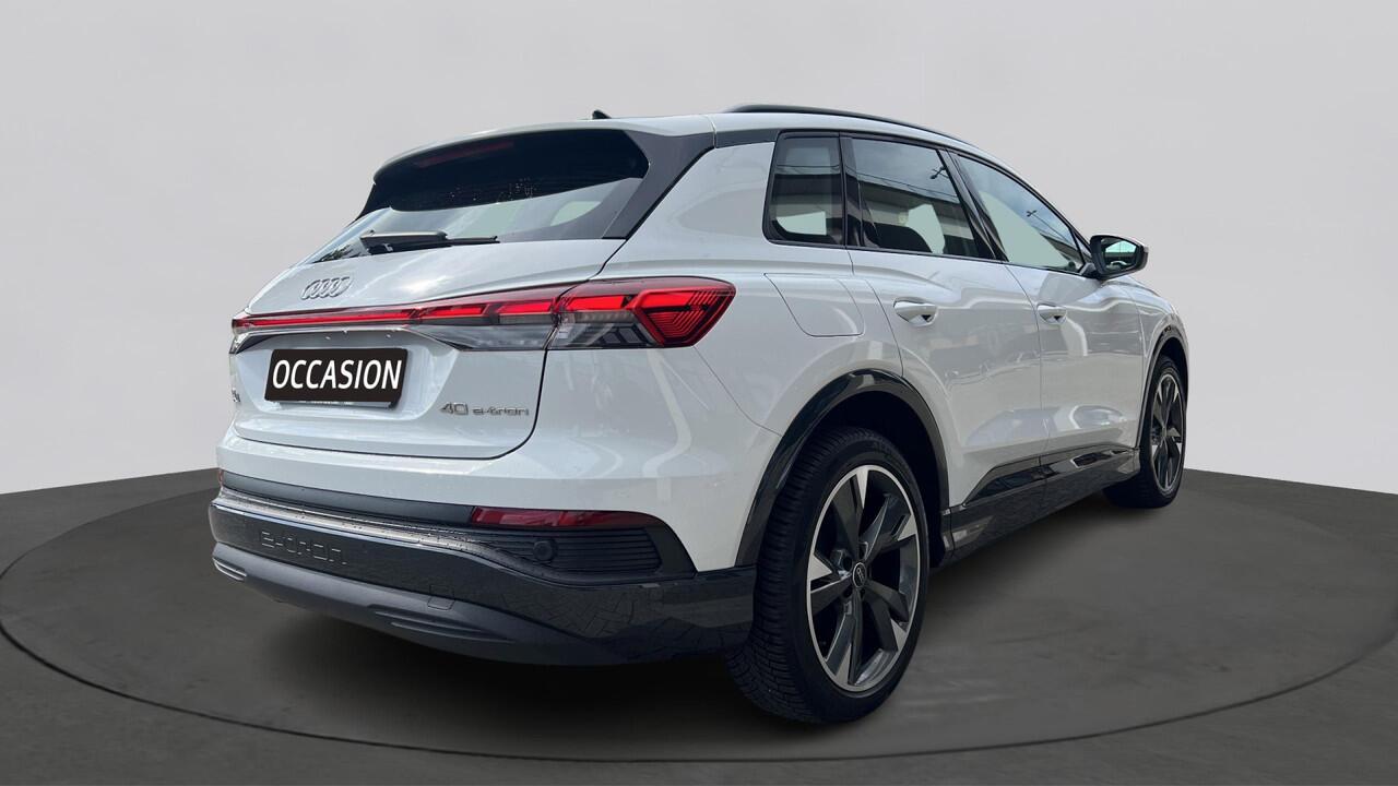 Audi Q4 e-tron 40 Advanced Edition 204Pk / Parkeerhulp V+A / Sfeerverlichting