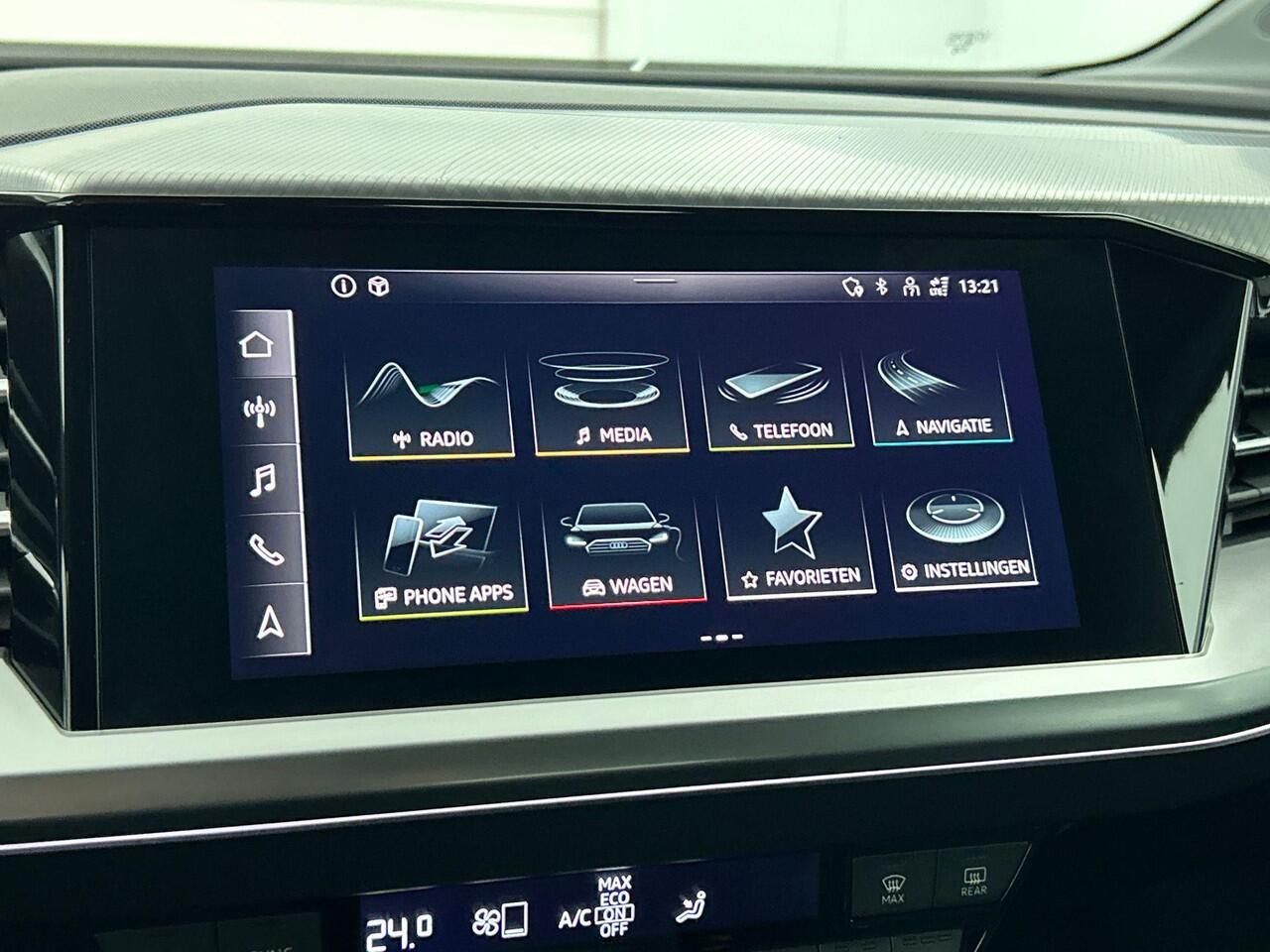 Audi Q4 e-tron 40 Launch edition Advanced 77 kWh Navigatie Apple Carplay/Android Auto Parkeersensoren Cruise Control Elektrische achterklep Ledverlichting Stoelverwarming Virtual Cockpit Climate Control Lichtmetalen velgen