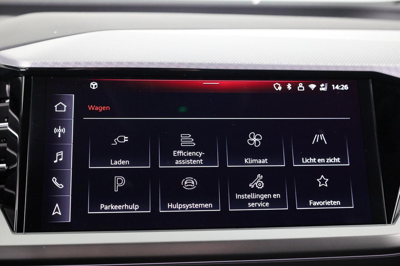 Audi Q4 e-tron 45 quattro Advanced edition 82 kWh 286pk | Adaptieve cruise controle | Parkeercamera achter | Optiekpakket zwart Plus