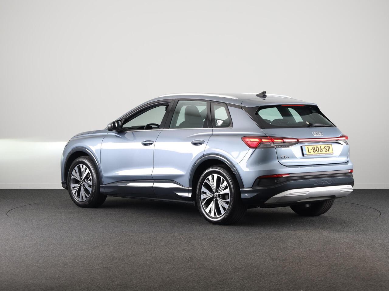 Audi Q4 e-tron 35 Launch edition Advanced 55 kWh 170pk | SOH 94% | Matrix Led | Warmtepomp | Stoelverwarming | Parkeersensoren voor en achter