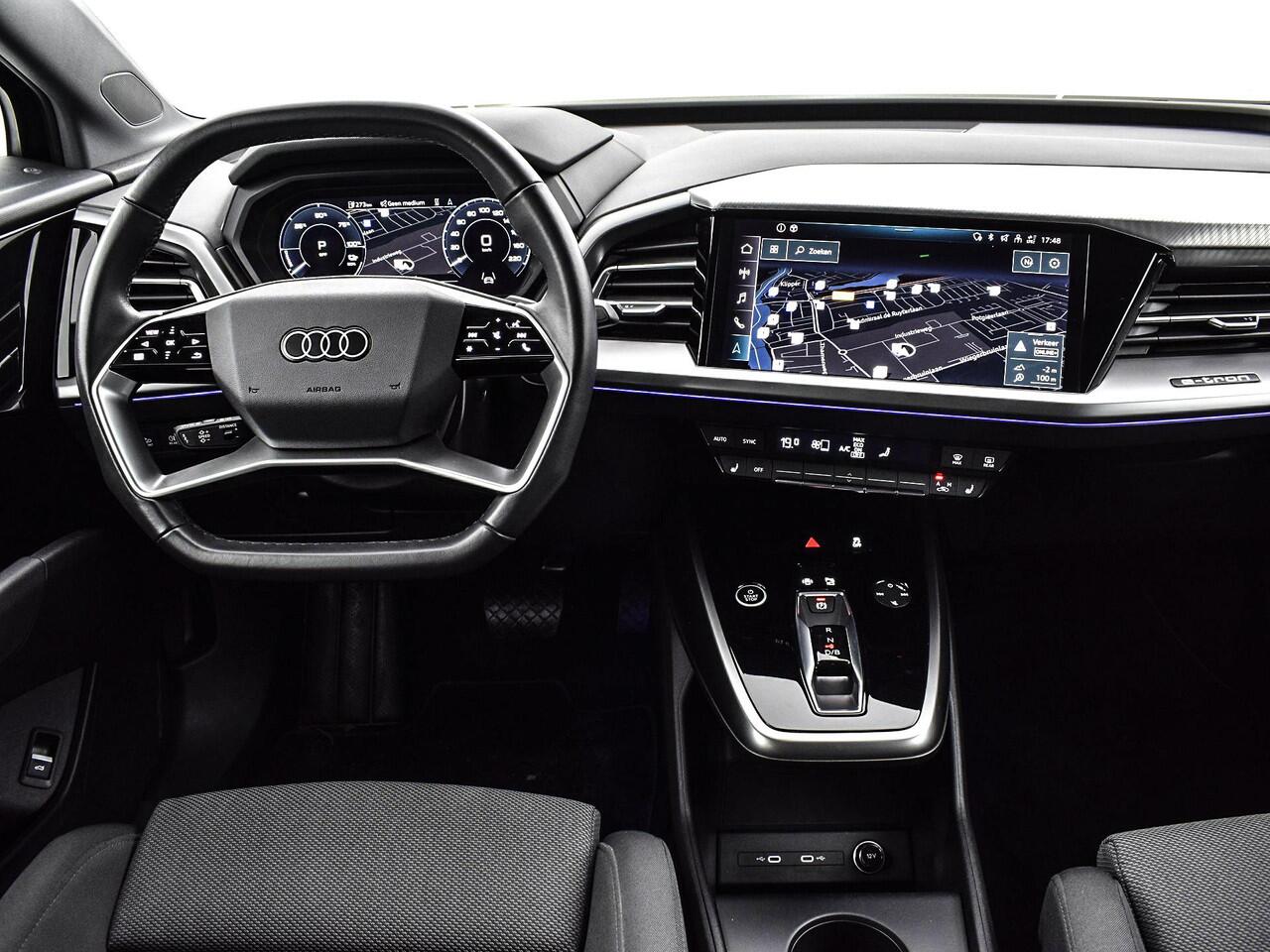 Audi Q4 e-tron 40 Advanced Edition 77 kWh 204pk · Camera · Matrix LED · Optiekpakket Zwart · Apple/Android Car Play · Elek. Achterklep · Stoelverwarming · ACC ·