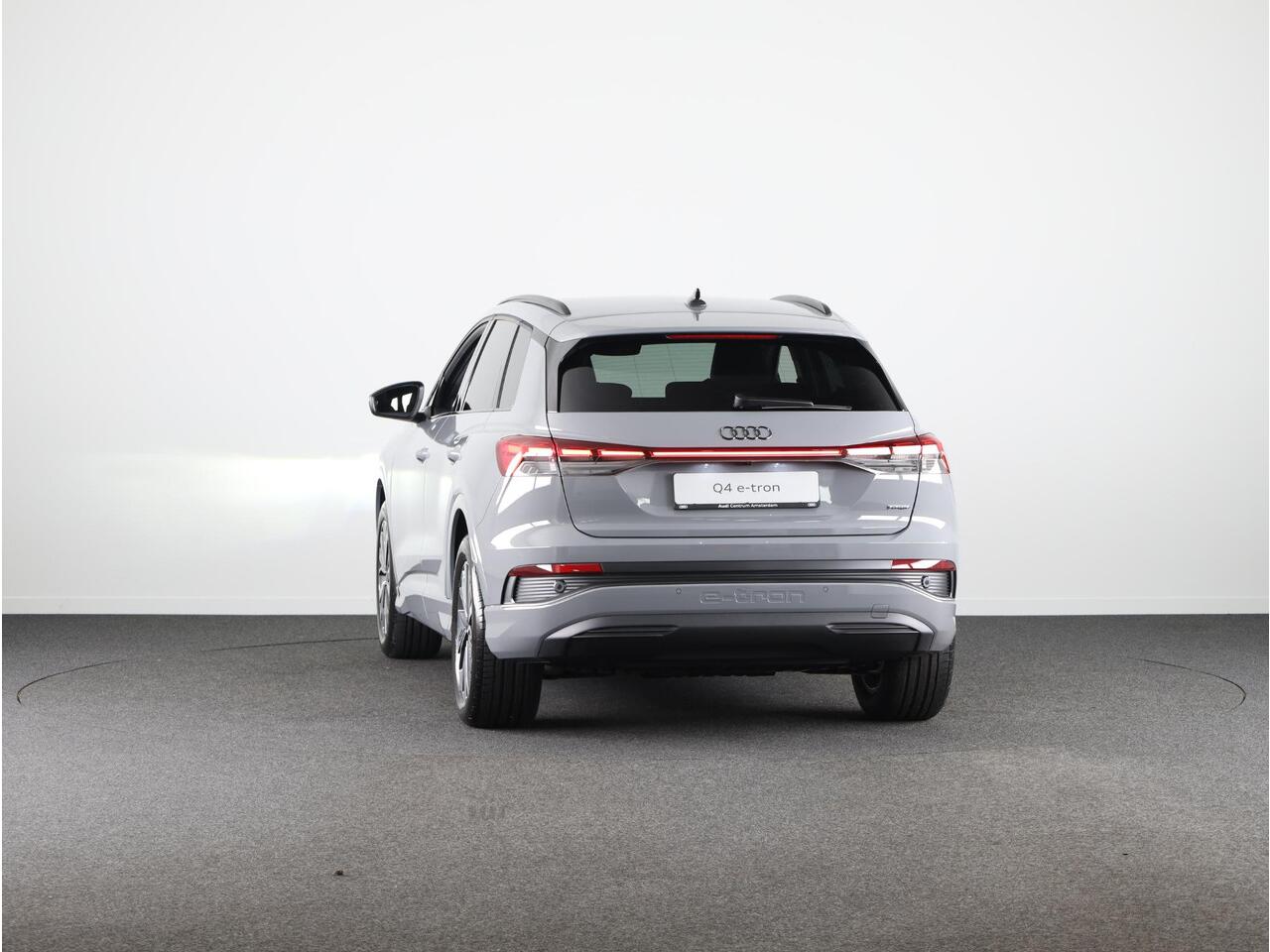 Audi Q4 e-tron 45 quattro Advanced edition 82 kWh 286pk | Assistentiepakket |Comfortpakket | Optiek pakket zwart Plus