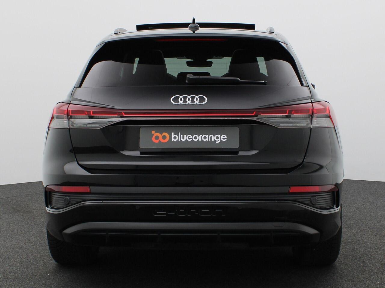 Audi Q4 e-tron 35 Launch edition S Competition 55 kWh 170PK Aut. Elektrisch glazen panorama-dak, Adaptieve Cruise Controle, Navi, Dynamic Pakket, Warmtepomp, Matrix LED-Verlichting, Stoelverwarming, 20" LM Velgen