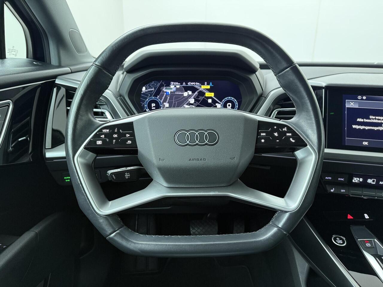 Audi Q4 e-tron 35 Launch edition Advanced 55 kWh | 170 PK | SoH 100% | Matrix LED koplampen | Voorstoelen verwarmd | Cruise control | Navigatiesysteem |