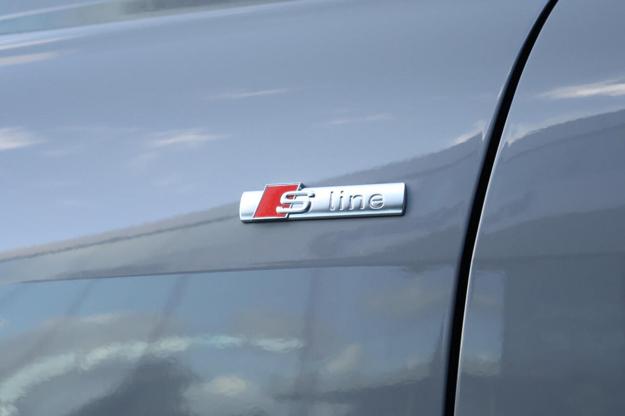 Audi Q4 e-tron 50 quattro Advanced edition 77 kWh / Pano / Sonos / Trekhaak