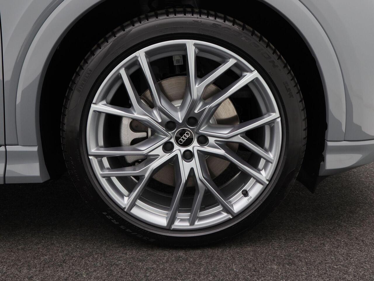 Audi Q4 e-tron 45 quattro | S Edition 82 kWh | Zwart optiek | 21 inch velgen | Privacyglas