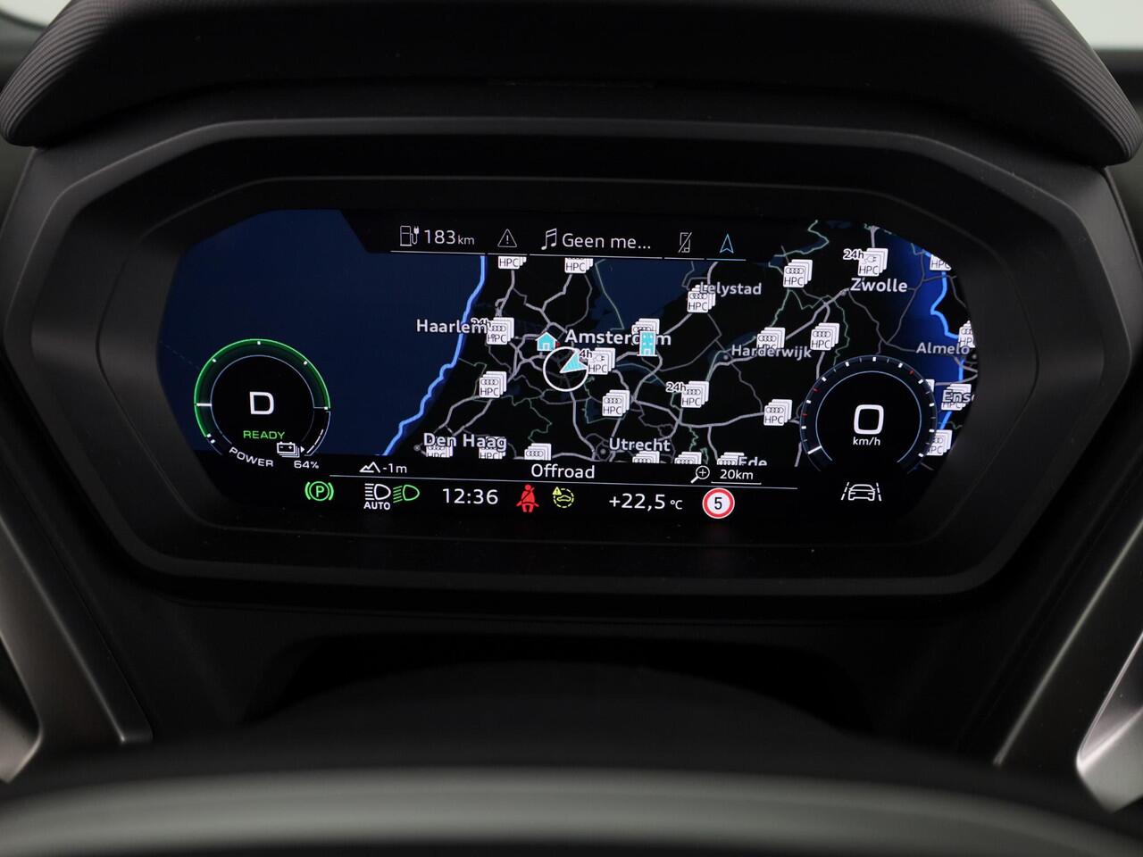 Audi Q4 e-tron 35 Launch edition Advanced 55 kWh 170pk | SOH 94% | Matrix Led | Warmtepomp | Stoelverwarming | Parkeersensoren voor en achter