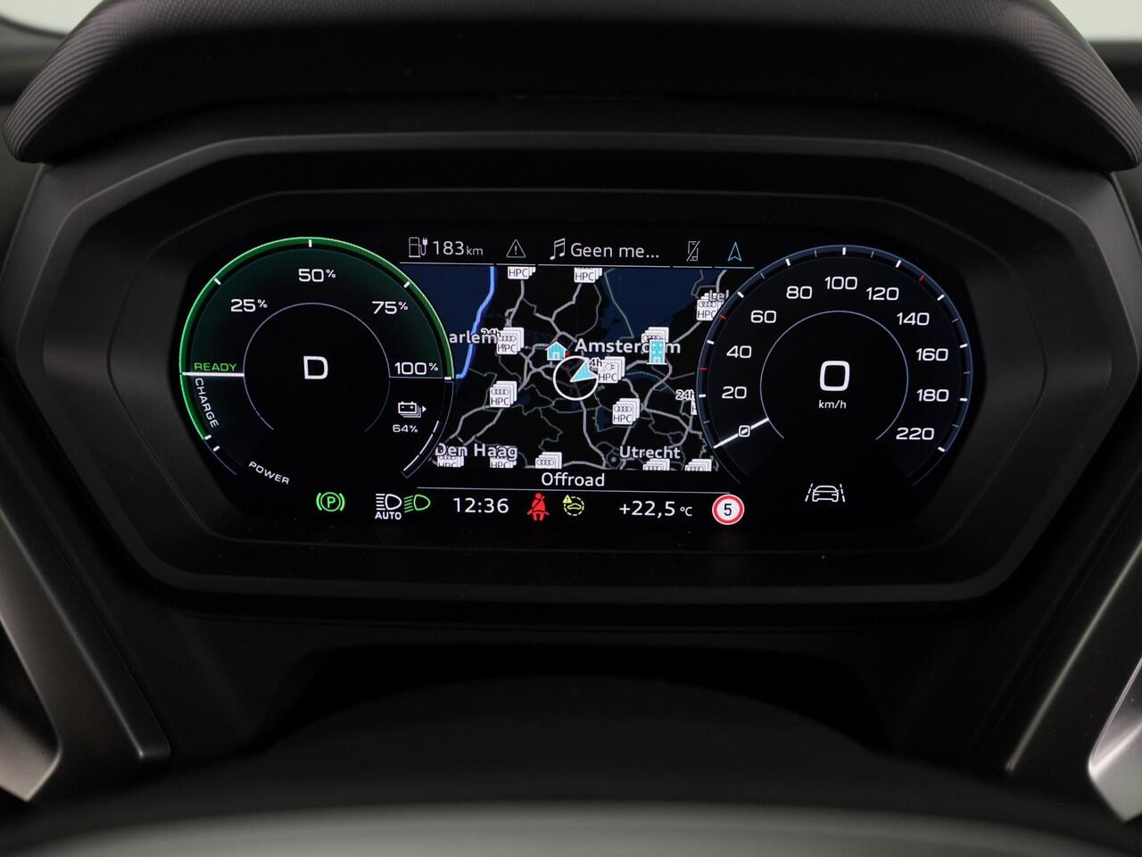 Audi Q4 e-tron 35 Launch edition Advanced 55 kWh 170pk | SOH 94% | Matrix Led | Warmtepomp | Stoelverwarming | Parkeersensoren voor en achter