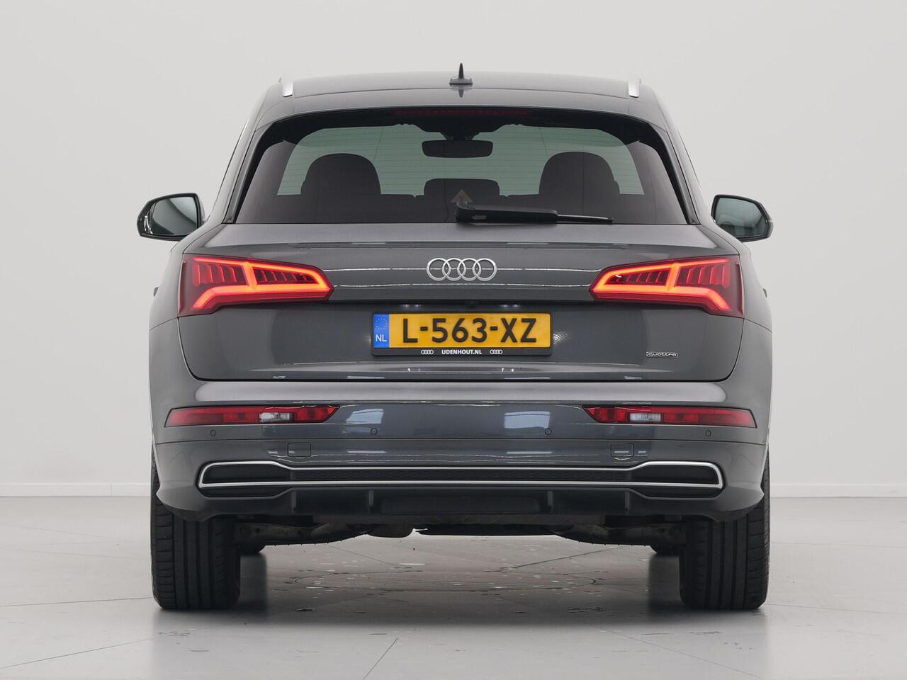 Audi Q5 50 TFSI e 300pk quattro S-Line edition Navigatie Wegkl. trekhaak 360 Camera Stoelverwarming 69