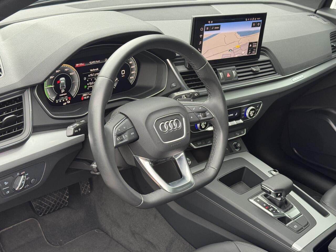 Audi Q5 50 TFSI e S edition | Trekhaak | Pano | LED