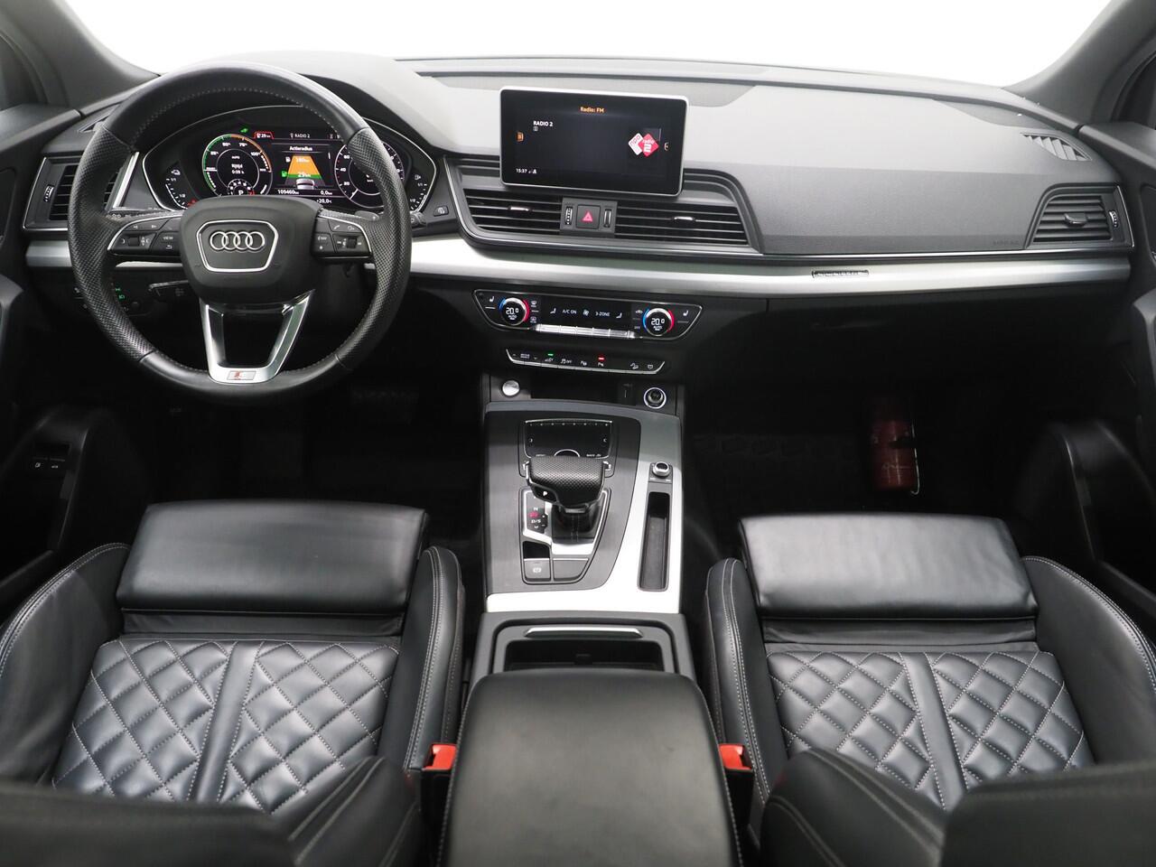 Audi Q5 55 TFSI e quattro Competition | Panoramadak | RS Stoelen | Luchtvering | 360 | Keyless | Trekhaak