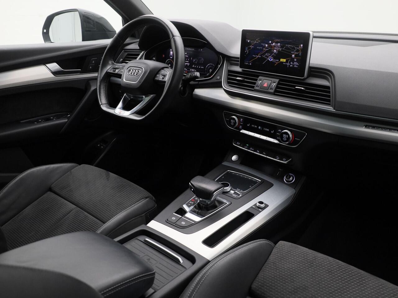 Audi Q5 50 TFSI e quattro S edition | PANO | CAMERA | KEYLESS