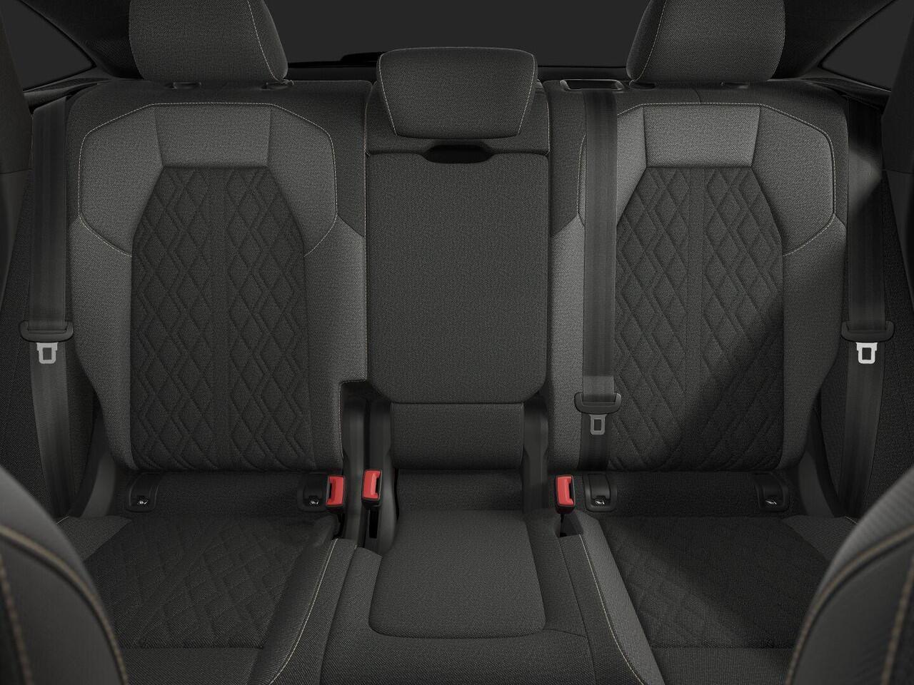 Audi Q5 Sportback 2.0 TFSI e-hybrid quattro S edition 299 PK · Adaptieve luchtvering · Trekhaak elek. wegklapbaar · Glazen panoramadak · 20" LM Velgen