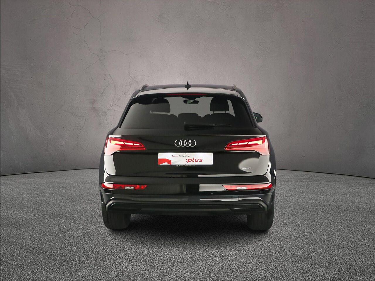 Audi Q5 50 TFSI e quattro 299pk Advanced Edition | Tour Pack | Trekhaak | Keyless | Optiek Zwart | Audi Sound | 19 inch | Stoelverwarming V+A | Zonscherm achter