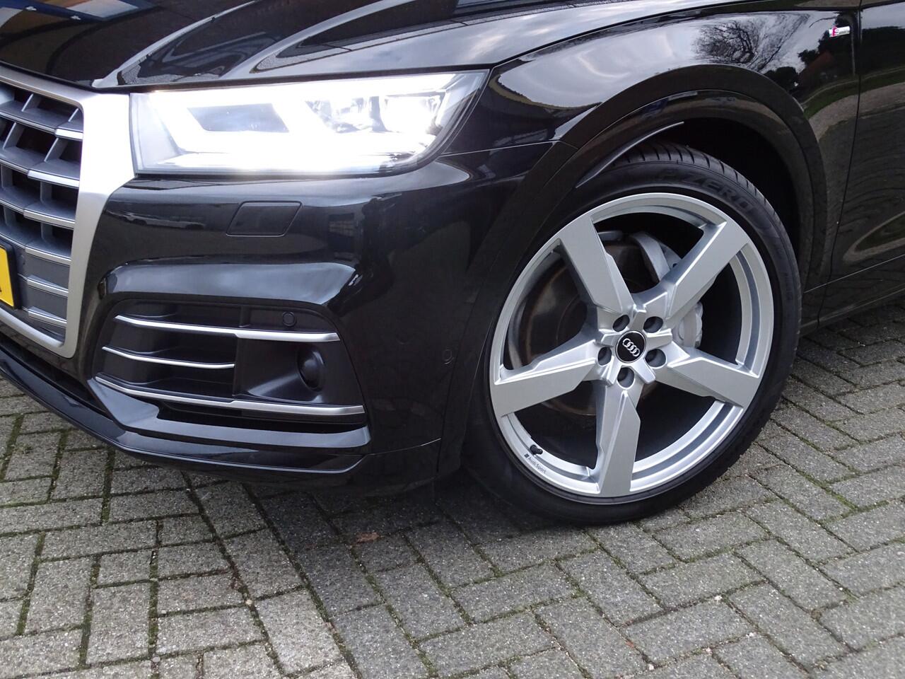 Audi Q5 45 TFSI quattro S edition TREKHAAK AUTO VOL OPTIES