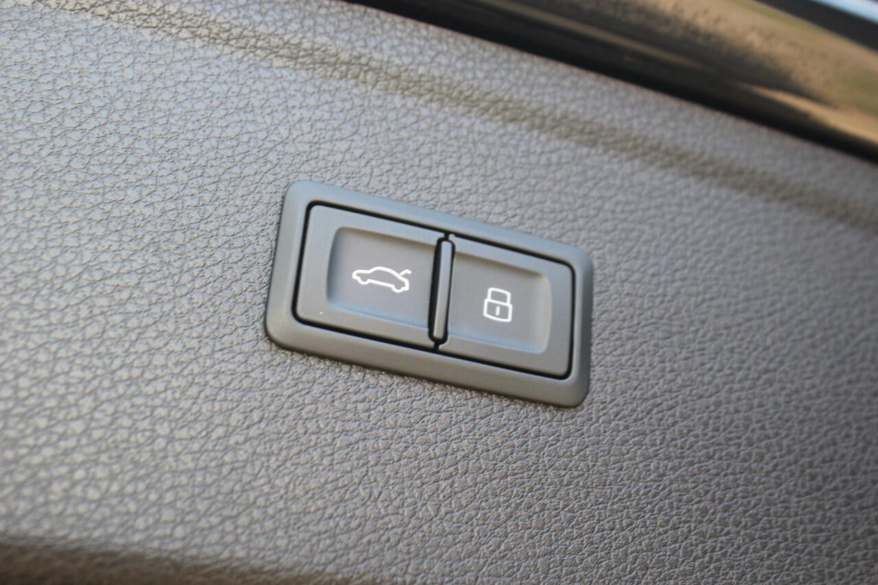 Audi Q5 55 TFSI e S edition - S SEATS - PANODAK - ADAPT. CRUISE - 21 INCH - MATRIX LED -