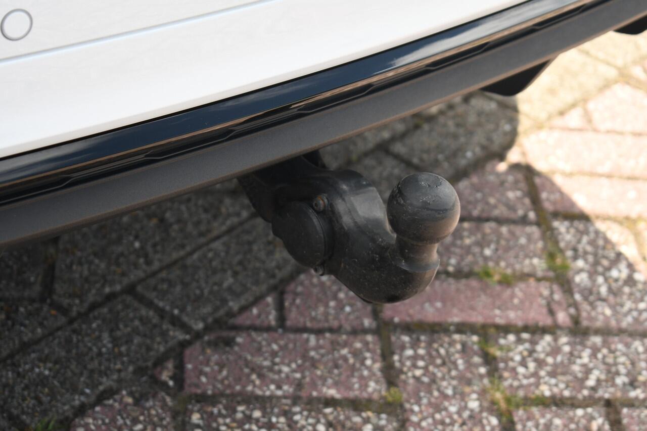 Audi Q5 50 TFSI e S-Edition Pano Trekh Optic-black Sfeer Camera